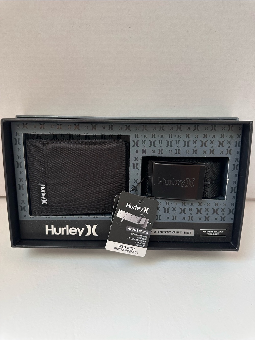 Hurley Black Men’s 2-Piece Wallet and Money Clip Gift Set